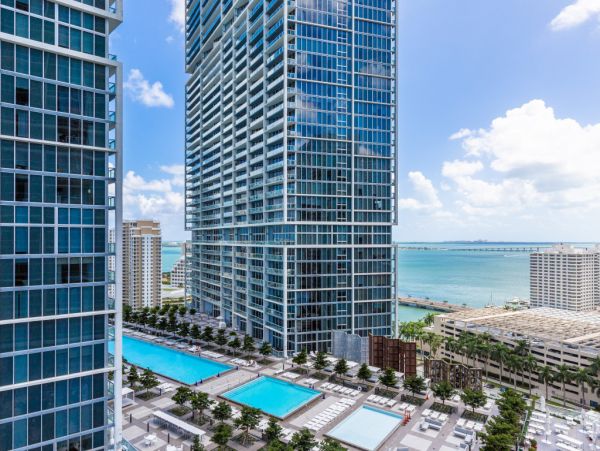 Luxury Vacation Rental in Miami with Stunning Bay Views