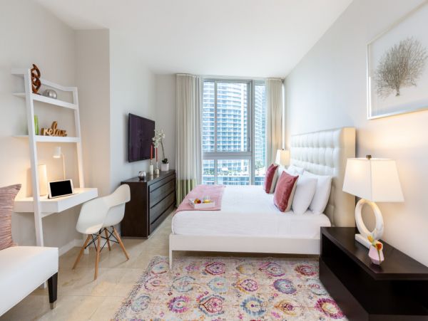 Luxury Vacation Rental in Miami with Stunning Bay Views