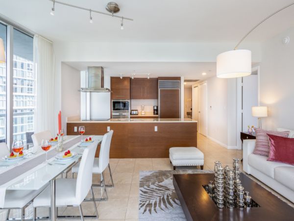 Luxury Vacation Rental in Miami with Stunning Bay Views