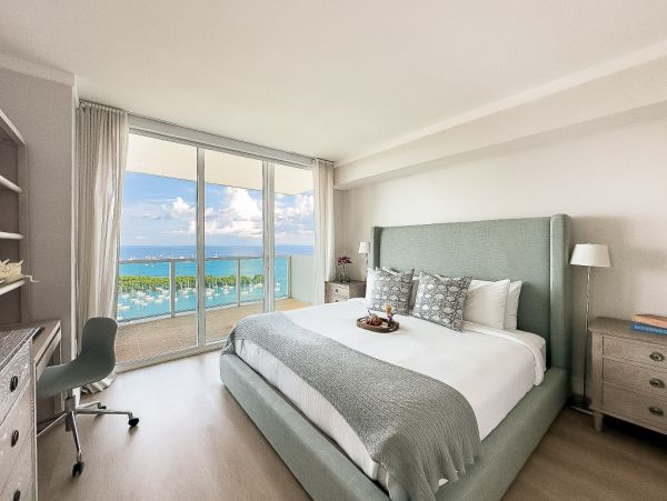Miami One Bedroom Rental Condo with Panoramic Ocean Views