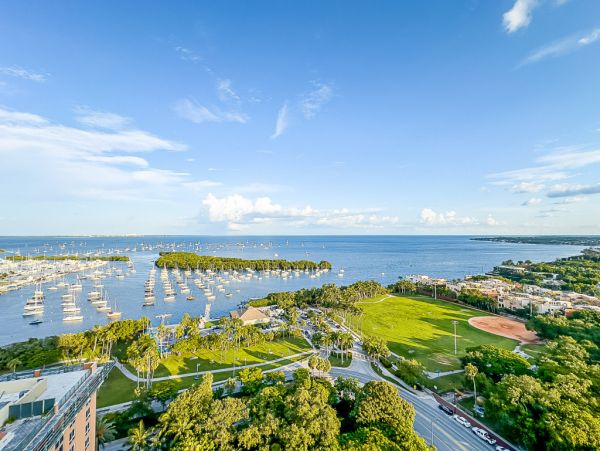 Miami One Bedroom Rental Condo with Panoramic Ocean Views