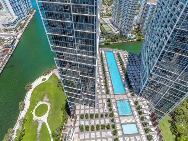 Miami Two Bedroom Gorgeous View Rental Condo