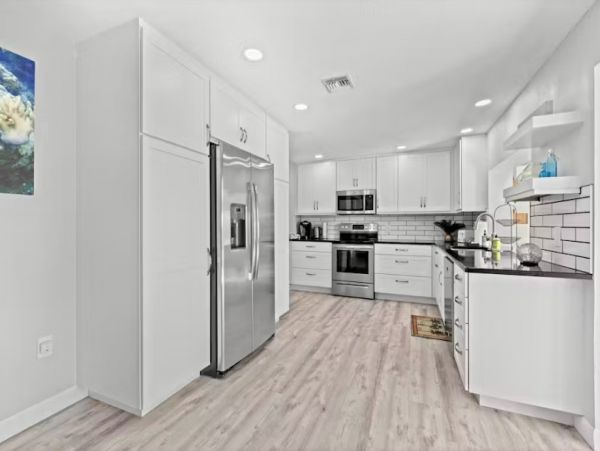 Punta Gorda 3 Bedroom Waterfront Stunning Vacation Home - Pool and Dock