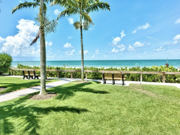 This Wonderful One bedroom Naples Offers the Wow Factor