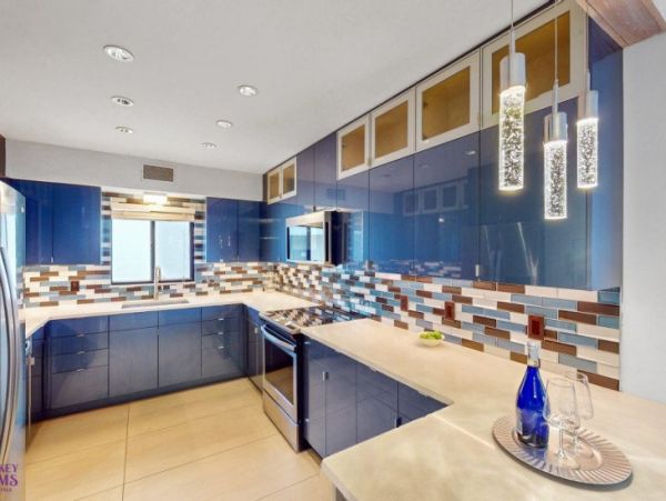 Luxury Vacation Rental in Siesta Key: Beachfront Bliss