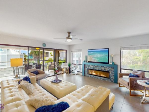 Luxury Vacation Rental in Siesta Key: Beachfront Bliss