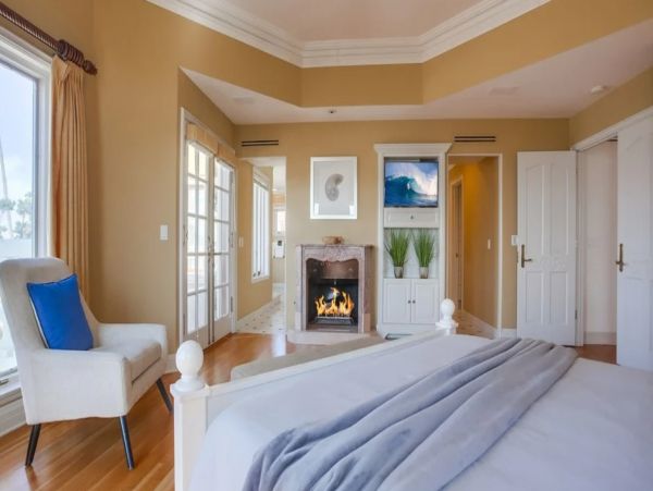 La Jolla Four Bedroom Walk to Beach Rental Home