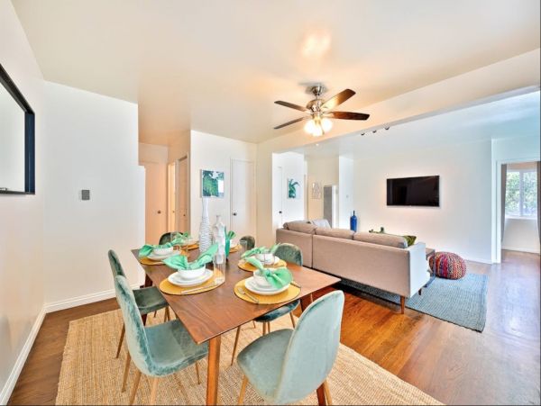 Stunning Oceanfront Vacation Rental in La Jolla Village