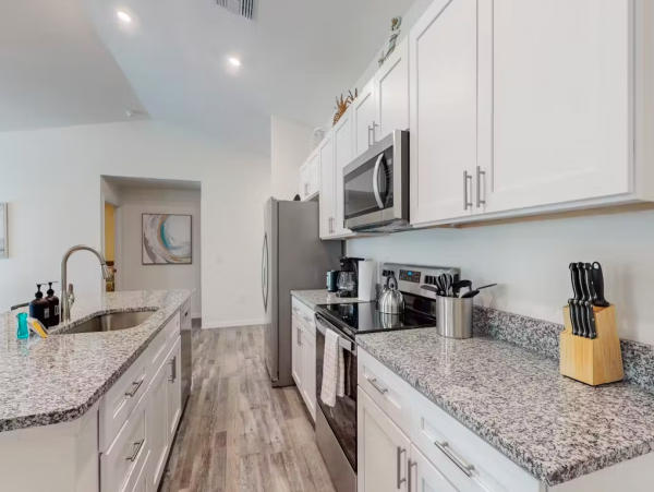 4-Bdrm Vacation Home Perfect for 2 Families w/ Pool in Cape Coral