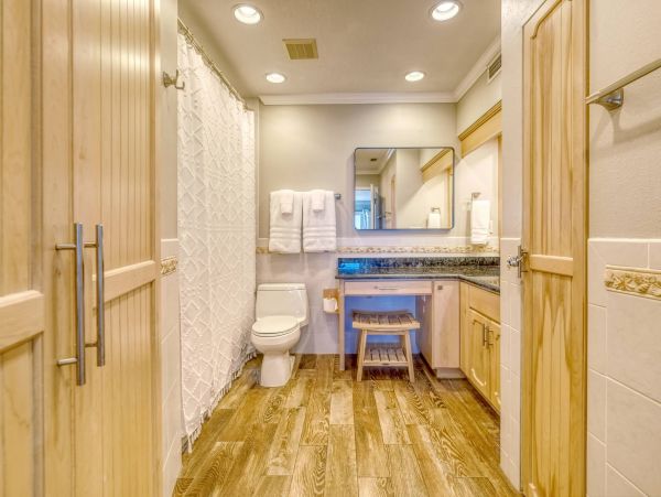 Redington Shores Top Floor Condo Unobstructed Beach Views