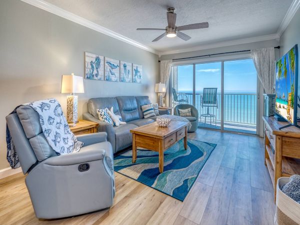 Redington Shores Top Floor Condo Unobstructed Beach Views