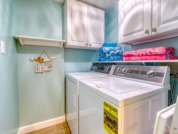 Redington Shores Top Floor Condo Unobstructed Beach Views