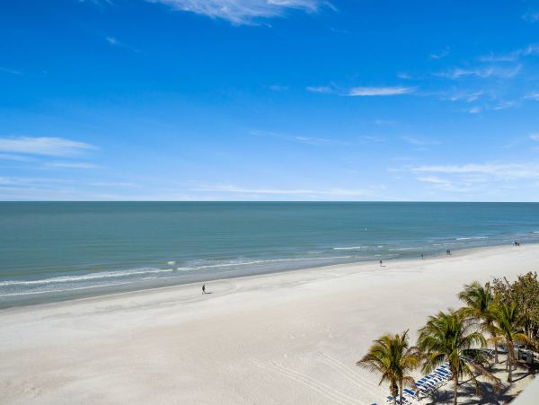 Redington Shores Top Floor Condo Unobstructed Beach Views