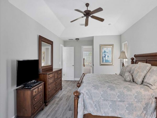 Relaxing Manasota Key Retreat with Pool & Sunset Views