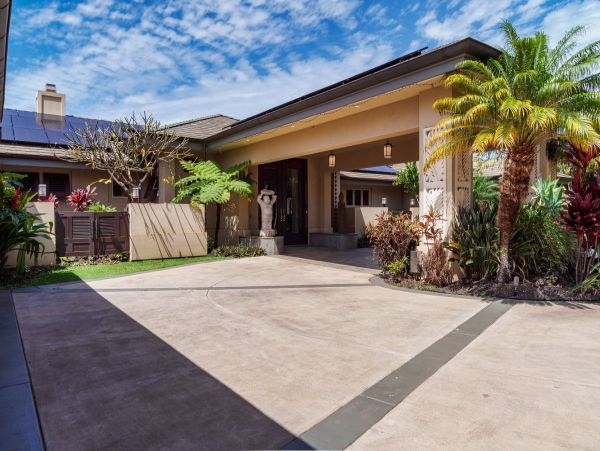 Luxury Kaanapali Vacation Rental Near Beaches and Golf