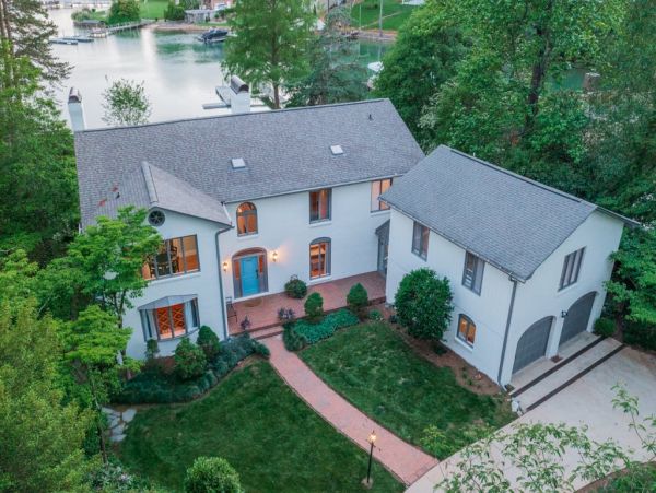 Stunning Lake Norman Retreat in Denver with Dock & Views