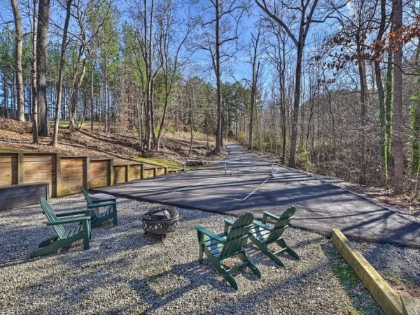 Lake Norman Seven Bedroom Vacation Rental Home with Gorgeous Views