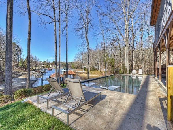 Lake Norman Seven Bedroom Vacation Rental Home with Gorgeous Views
