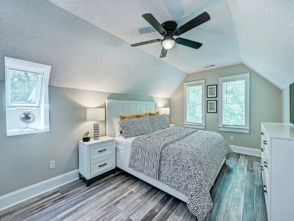Lake Norman Seven Bedroom Vacation Rental Home with Gorgeous Views