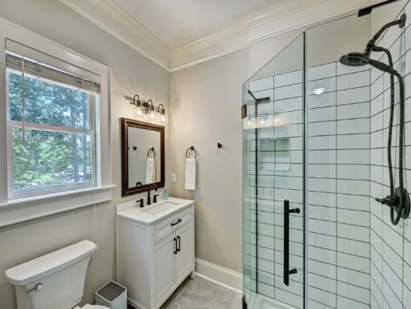 Lake Norman Seven Bedroom Vacation Rental Home with Gorgeous Views