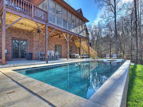 Lake Norman Seven Bedroom Vacation Rental Home with Gorgeous Views