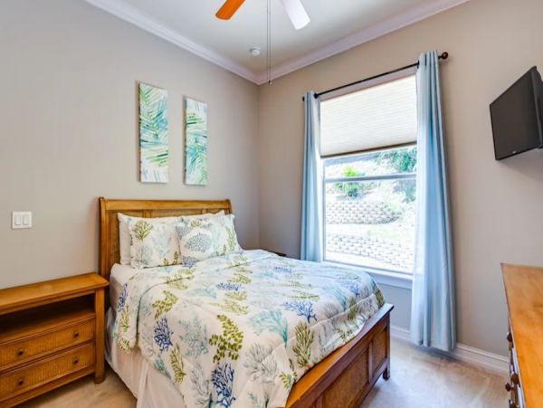 Marco Island 4-Bdrm Vacation Home with a Backyard Oasis & Private Pool