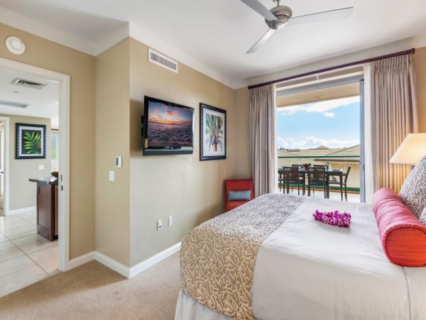 4-Bedroom Tandem Offering Ocean & Mountain Views in Maui