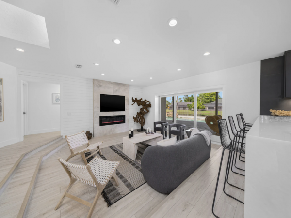 Naples Vacation Rental: Lake Views, Pool & Prime Location