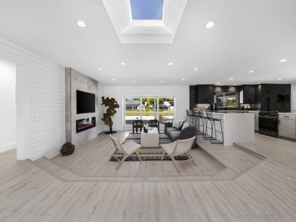 Naples Vacation Rental: Lake Views, Pool & Prime Location
