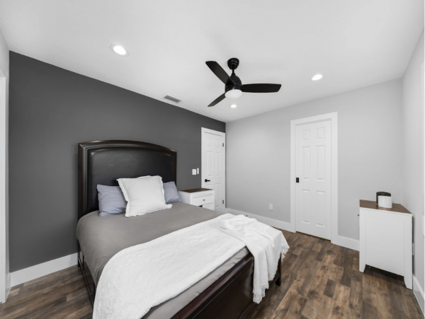 Naples Vacation Rental: Lake Views, Pool & Prime Location