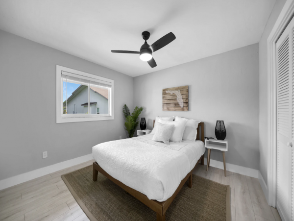 Naples Vacation Rental: Lake Views, Pool & Prime Location