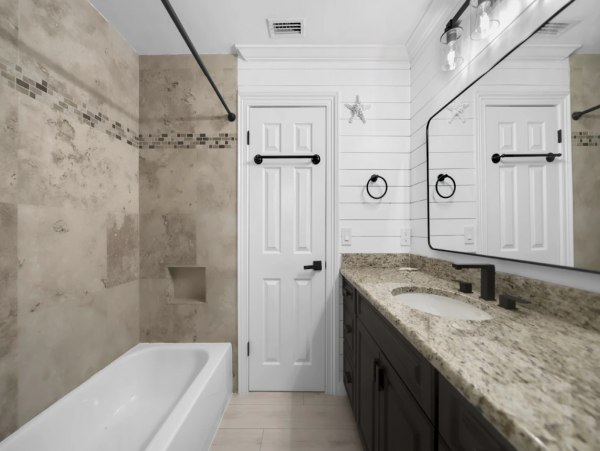 Naples Vacation Rental: Lake Views, Pool & Prime Location