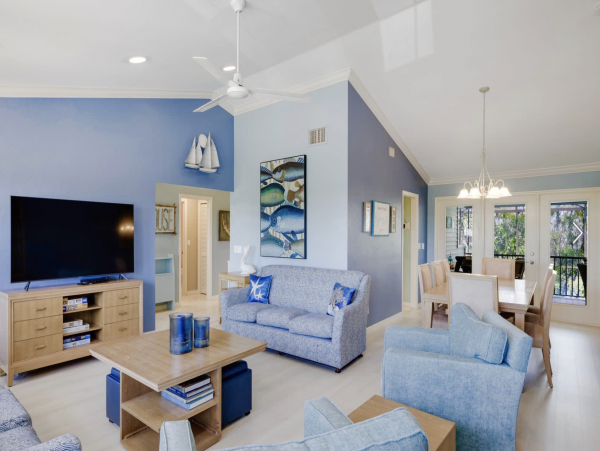 Luxurious 5-Bedroom Vacation Home in Sanibel Close to Beaches & Shopping