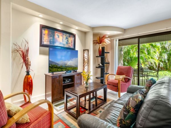 Elegant Kaanapali Vacation Rental: 6BR, Pools, Beach, & More