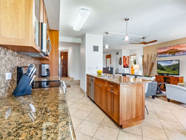 Elegant Kaanapali Vacation Rental: 6BR, Pools, Beach, & More