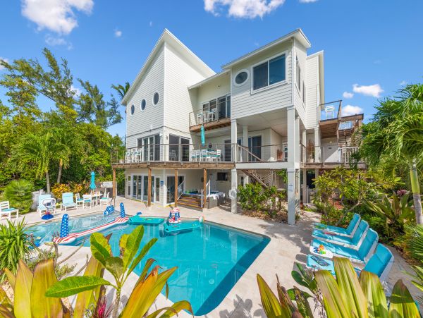 Luxury Ocean-to-River Vacation Rental in Stuart, FL