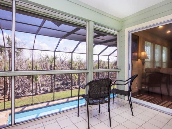 Four Bedroom Walk to Beach Vacation Home in Sanibel