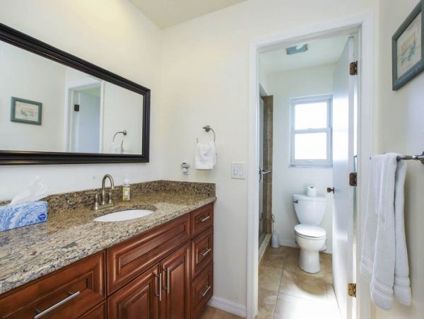 Four Bedroom Walk to Beach Vacation Home in Sanibel