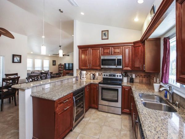 Four Bedroom Walk to Beach Vacation Home in Sanibel