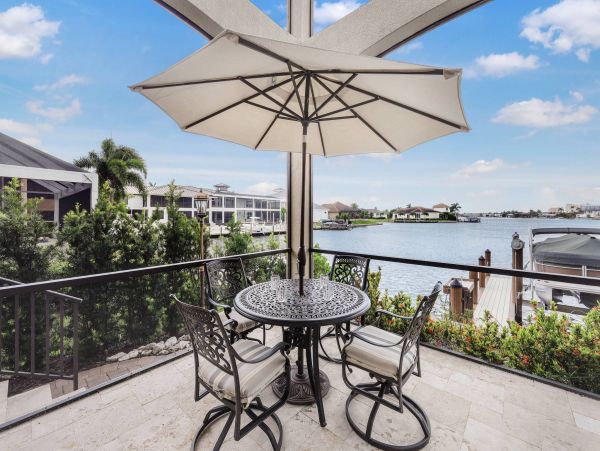 Spacious 4-Bedroom Marco Island Retreat w/ Waterfront Views