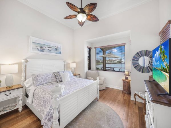 Spacious 4-Bedroom Marco Island Retreat w/ Waterfront Views