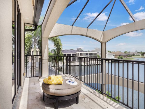 Spacious 4-Bedroom Marco Island Retreat w/ Waterfront Views