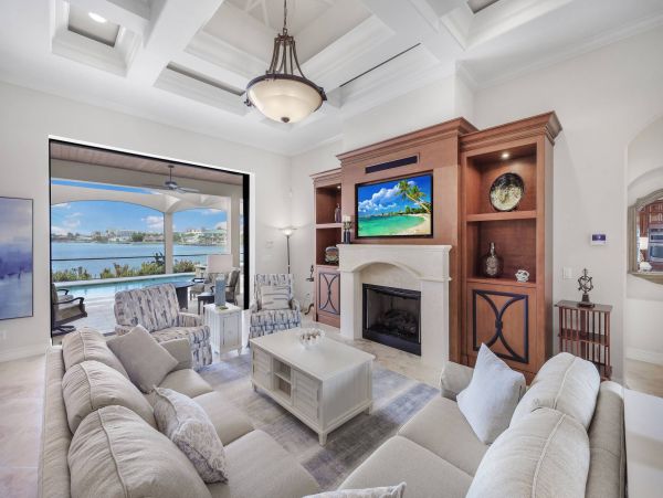 Spacious 4-Bedroom Marco Island Retreat w/ Waterfront Views