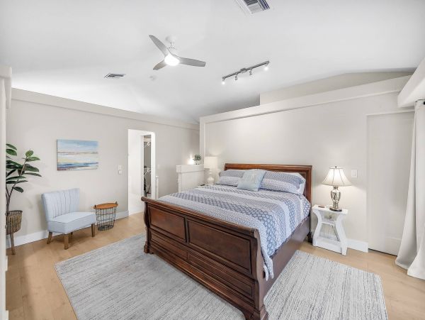 Luxury Waterfront Vacation Rental in Marco Island