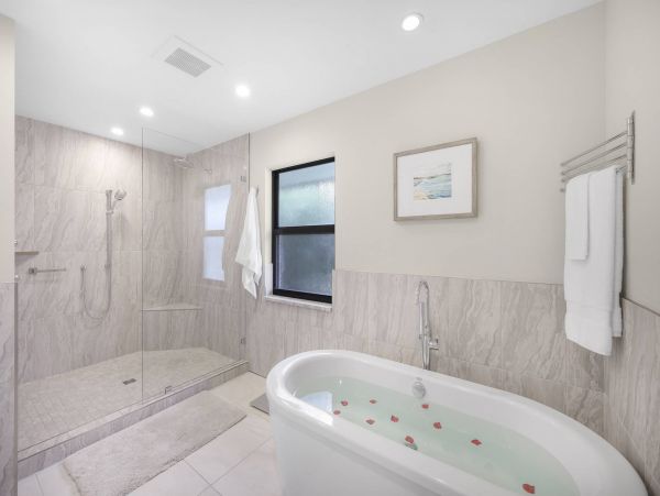 Luxury Waterfront Vacation Rental in Marco Island
