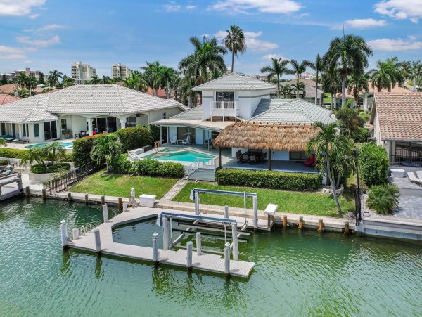 Luxury Waterfront Vacation Rental in Marco Island
