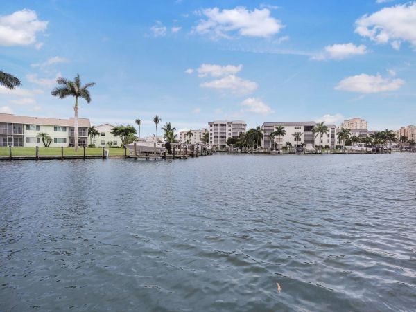 Luxury Waterfront Vacation Rental in Marco Island