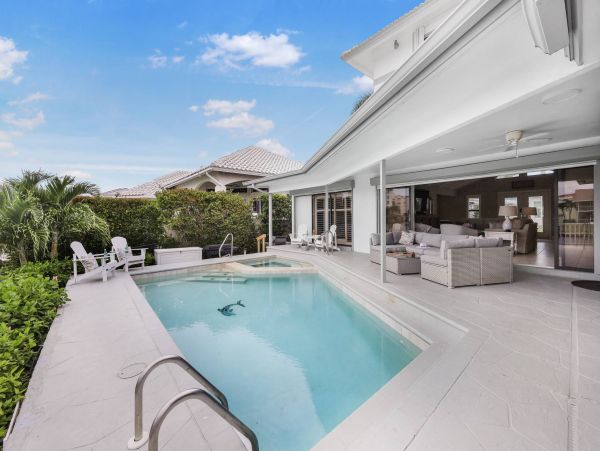 Luxury Waterfront Vacation Rental in Marco Island