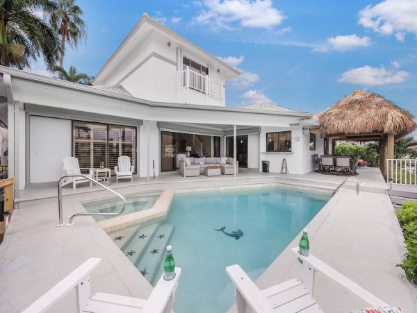 Luxury Waterfront Vacation Rental in Marco Island