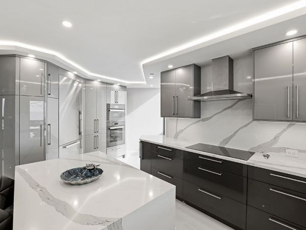 Modern Luxury Vacation Condo with Great Views